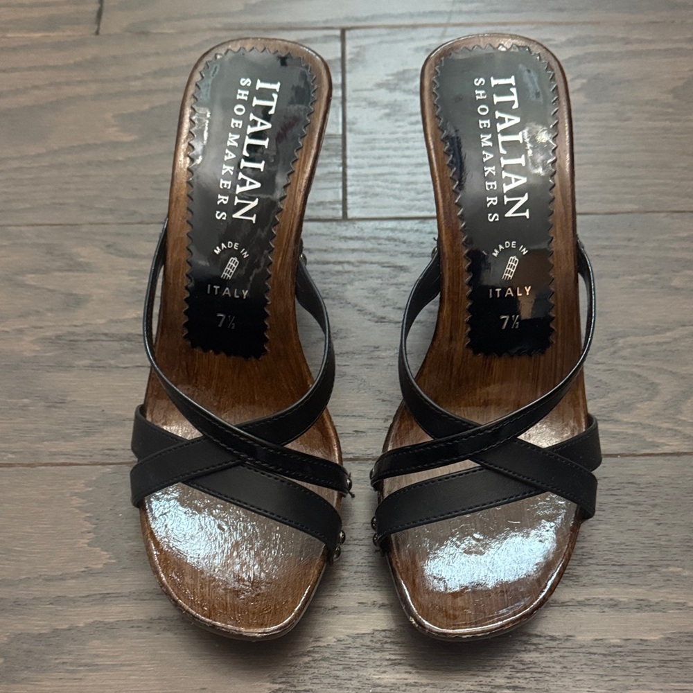 Italian Shoemakers Black Strappy Sandals